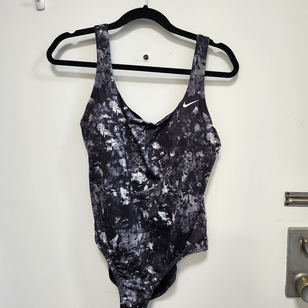 Nike Black and White Women's One Piece Swimsuit